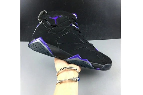 ALLEN RETRO 304775-053 BUCKS 7 JORDAN AIR RAY 304775-053 0722